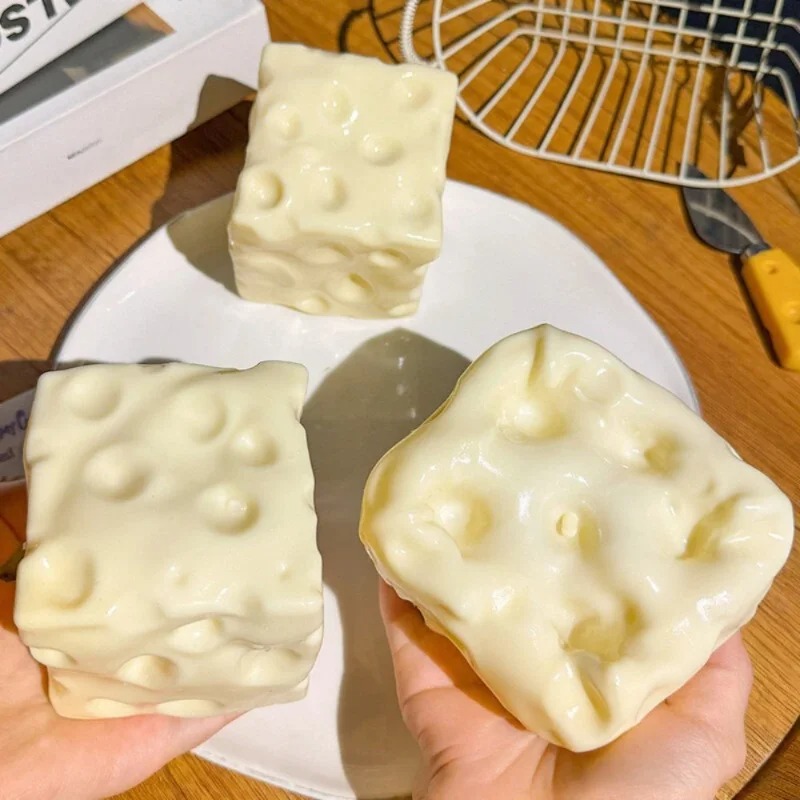 Taba Squishy Cheese Cube – ant – Party Games Questions recenzja i cena